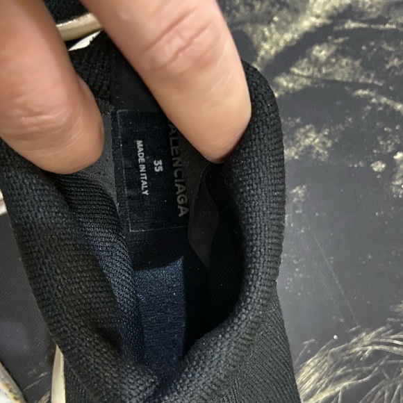 BALENCIAGA SHOES. - Picture 6 of 9